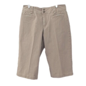 Cabela’s Capris, Size 10, Dark Tan Heavy Denim.